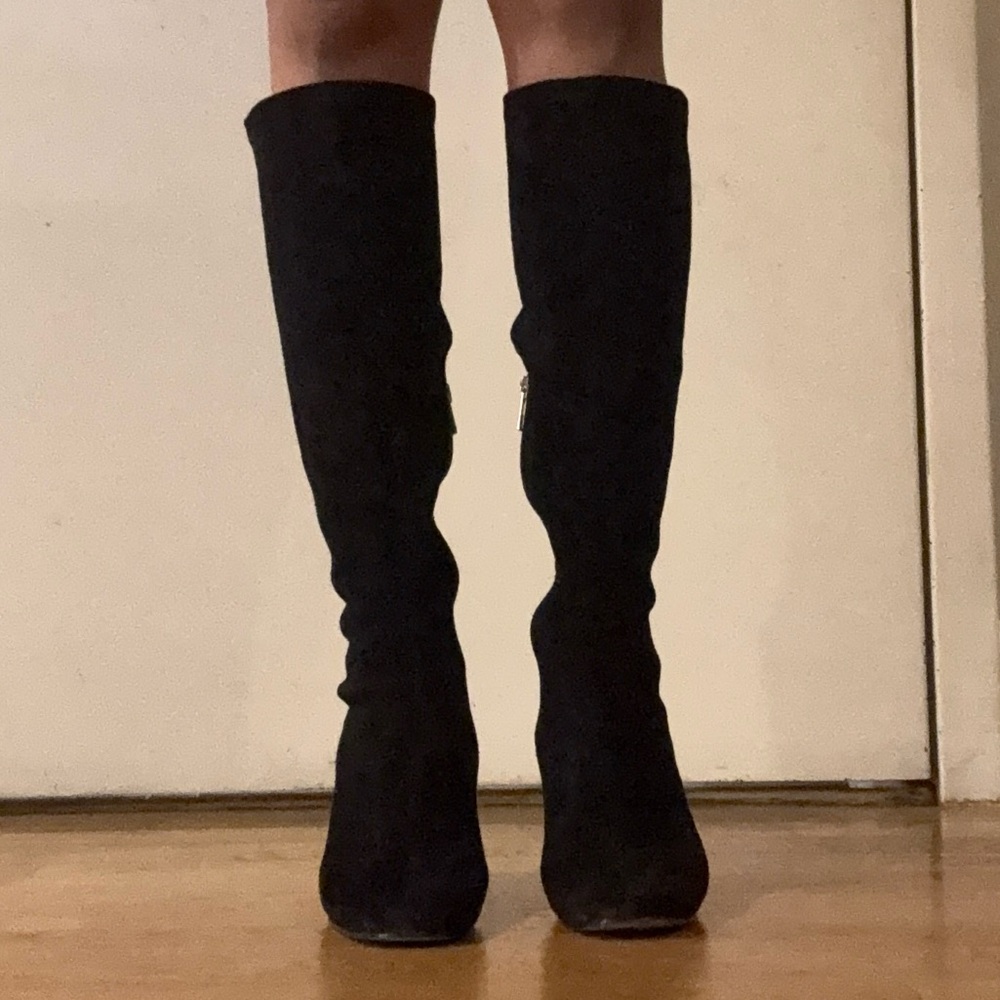 Black Suede Jewel Badgley Mischka Evalina Rhinestone Heel Boots Size 5 - Picture 5 of 7